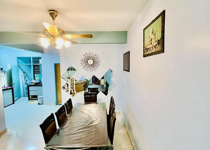 Khalifah Homestay Penaga