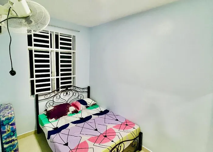 Khalifah Homestay Penaga